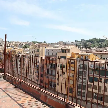Girona Apartment *